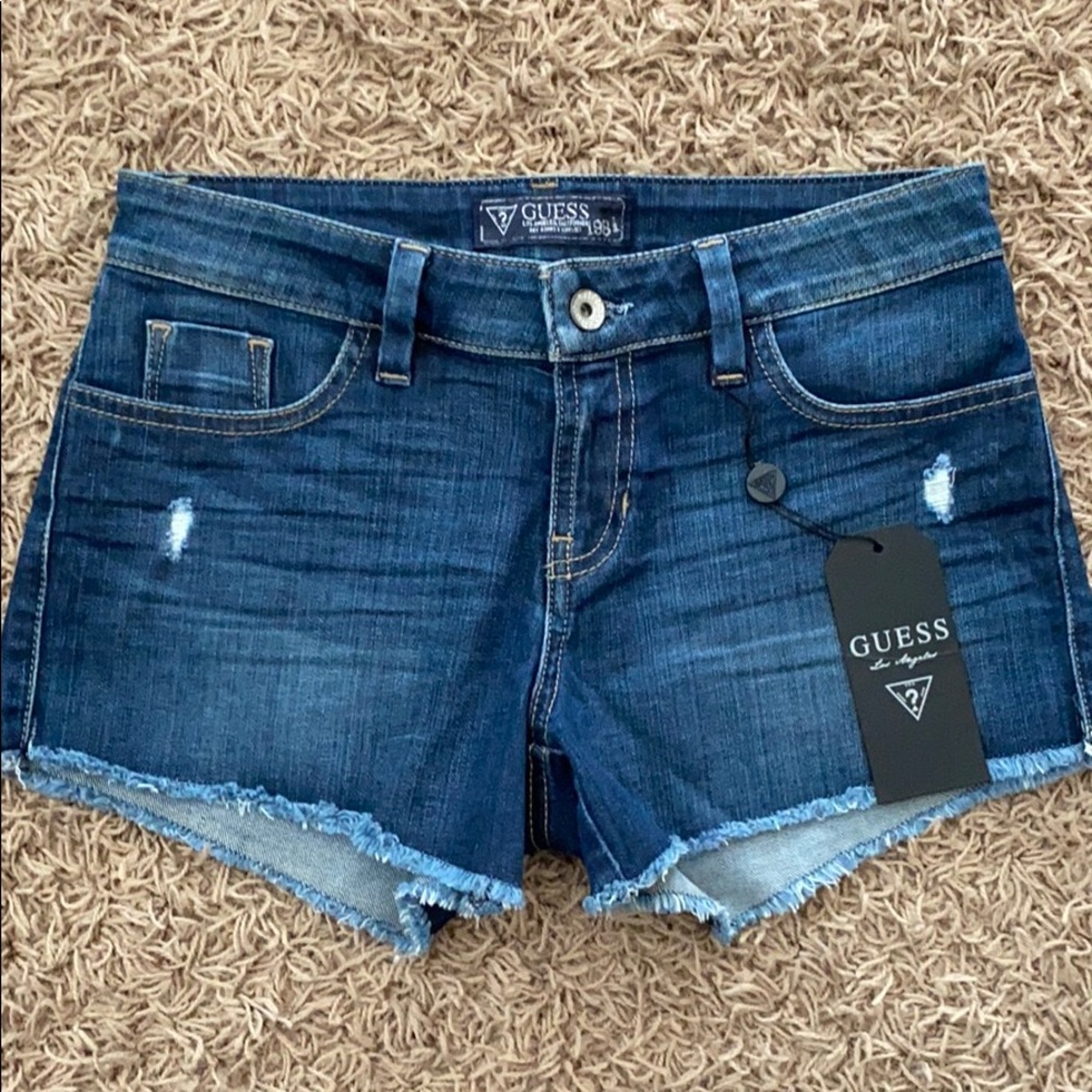 Guess short